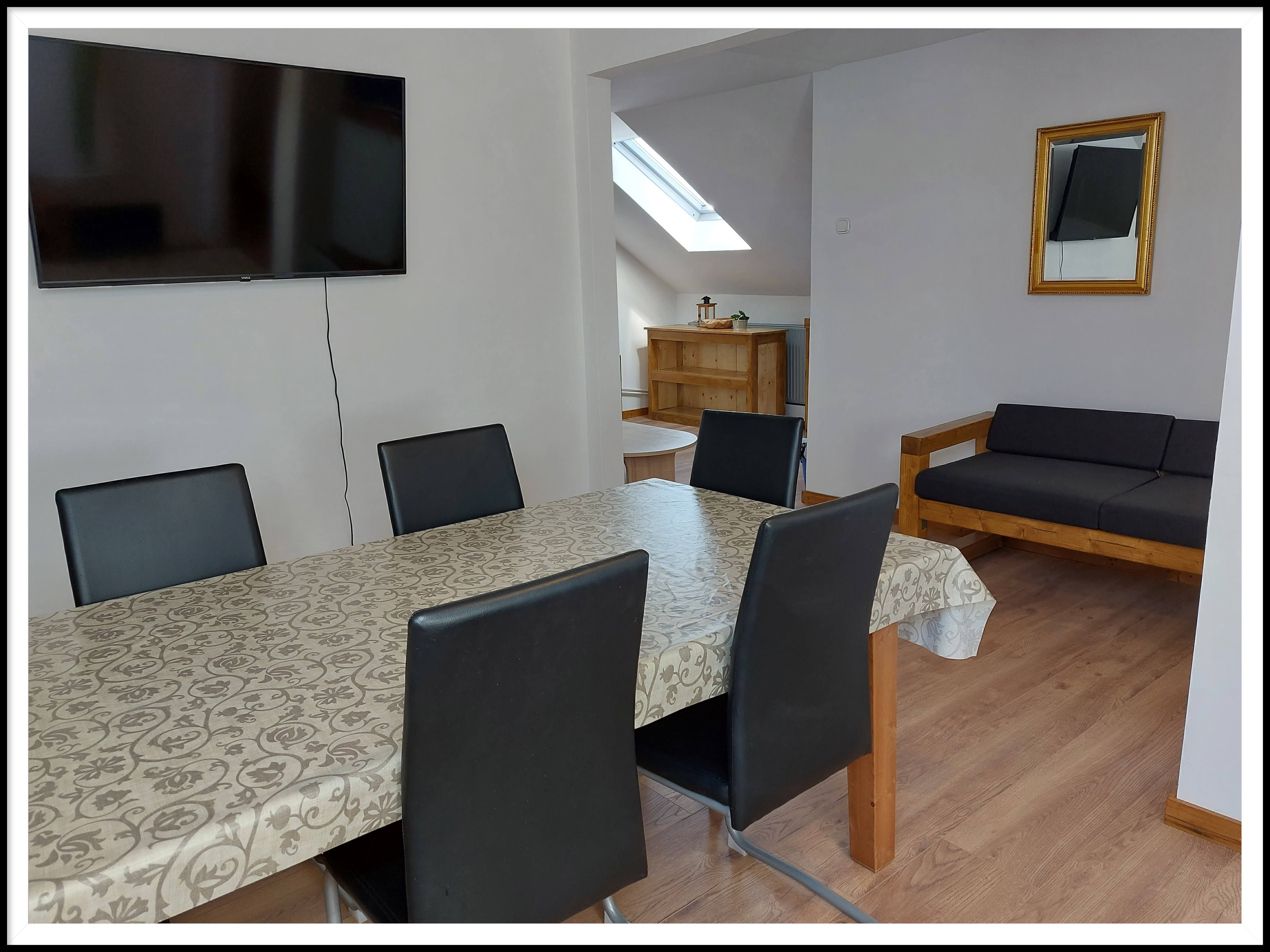 Apartma ŠT. 6 ( 6 + 1 ) 195,00 €